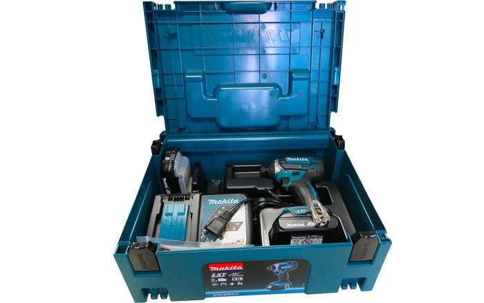 Parafusadeira-de-Impacto-a-Bateria-Makita-DTD152RAJ1-18V---2-baterias---Carregador---Maleta-MAK-PAC-Bit