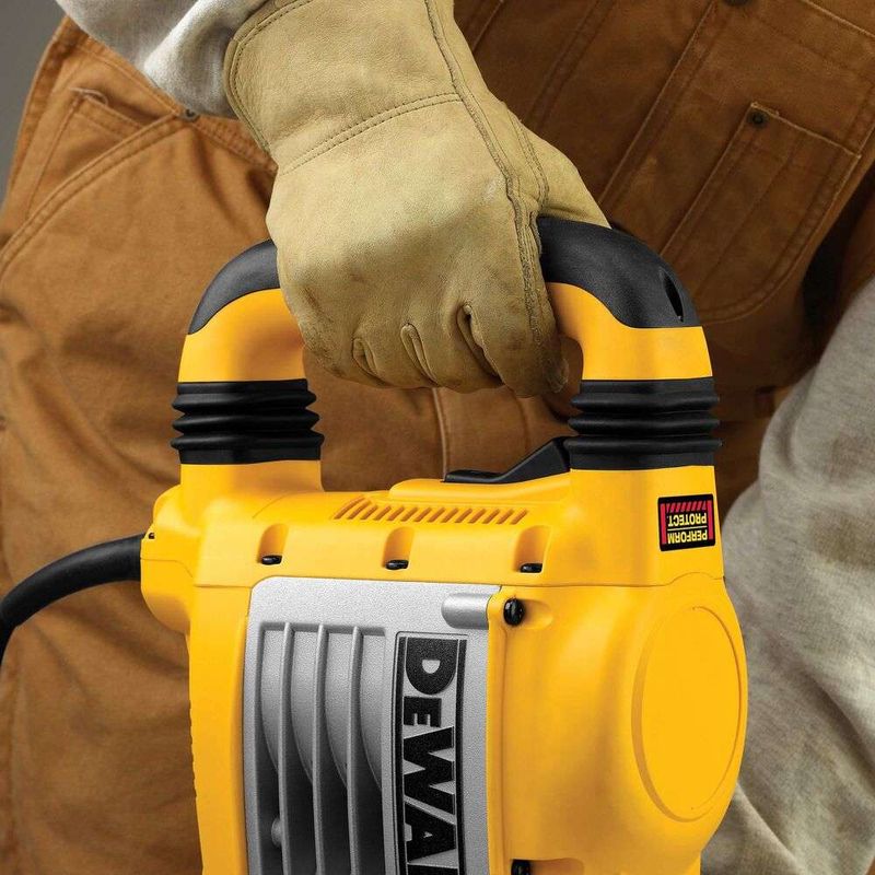 Martelo-Demolidor-Rompedor-Dewalt-D25901K-SDS-Max-1.550W-220V