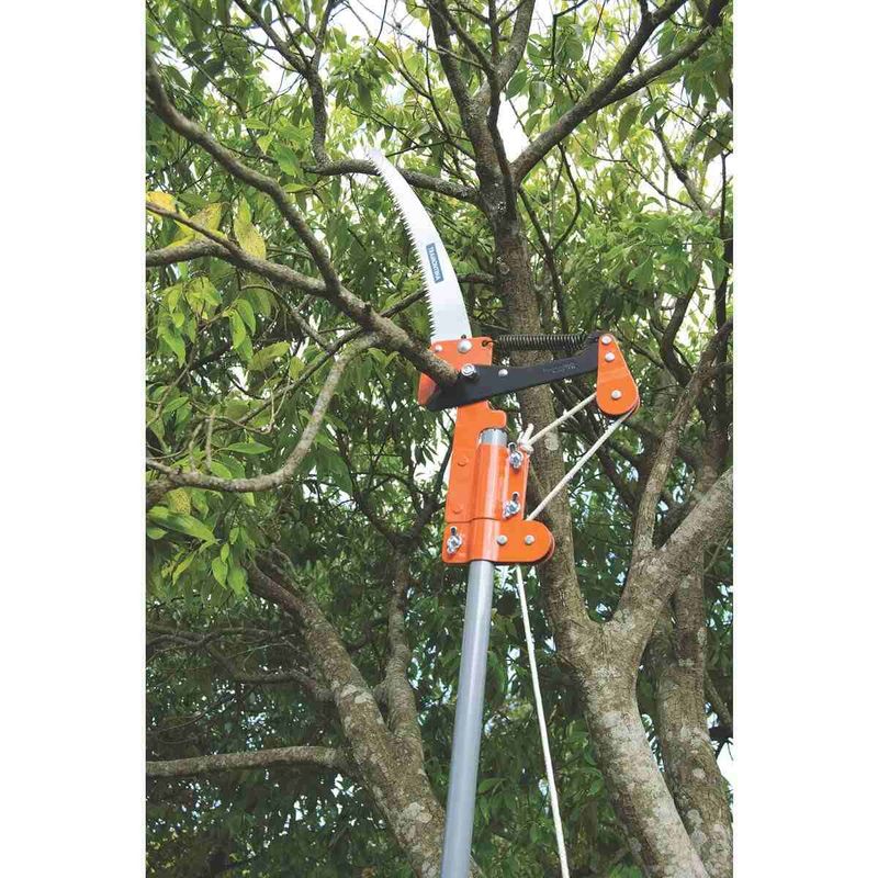 Podador-de-Galhos-Tramontina-com-Serrote-Profissional-11.5----290-mm-em-Aco-com-Cabo-Metalico-Extensivel-3-m