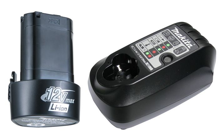 kit-combo-makita-dk1493-parafusadeira-furadeira-de-impacto-hp330d-com-parafusadeira-de-impacto-td090d-a-bateria-12v-com-2-baterias-12v-carregador-bivolt-maleta-5